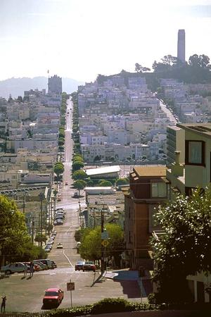 沖縄旅行に最適！東横INN那覇新都心おもろまちの魅力と利用ポイント
